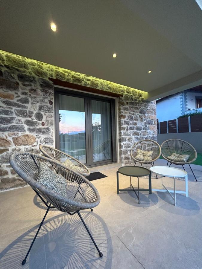 Piedra Luxury Apartments نافبليو المظهر الخارجي الصورة